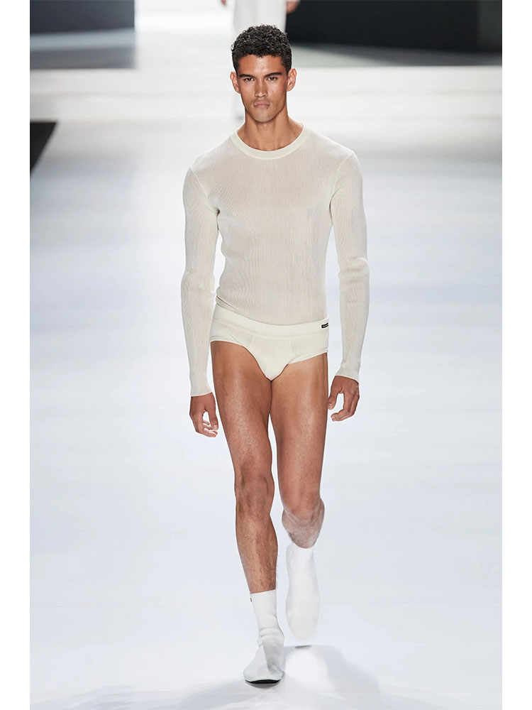 Fitness male model in D&G underwear (Fashion Film in Fuerteventura